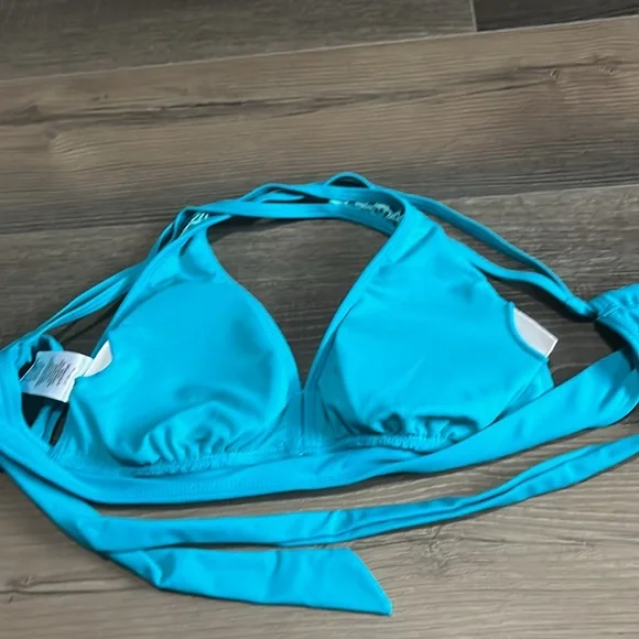 Fun bikini!!!! - Picture 6 of 8